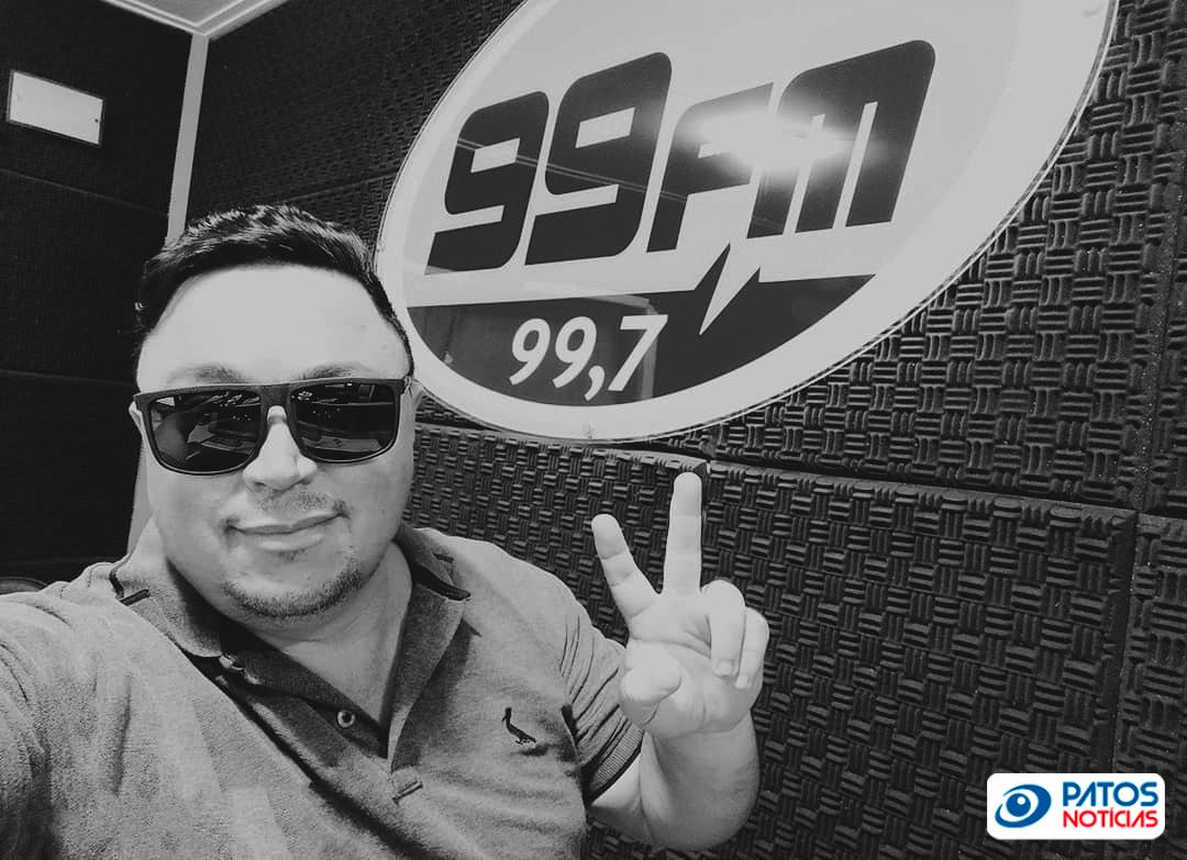 Morre o radialista Juninho Ribeiro, vítima da COVID-19