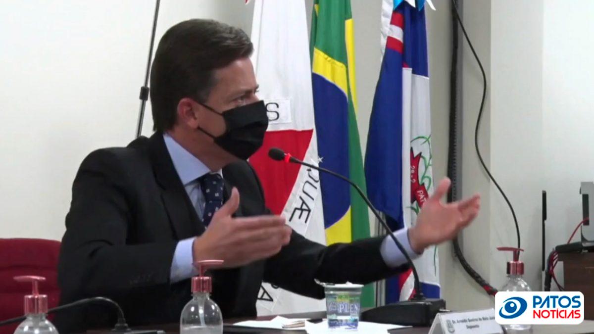 Arnaldo Queiroz enumera irregularidades no contrato da COPASA e explica como romper