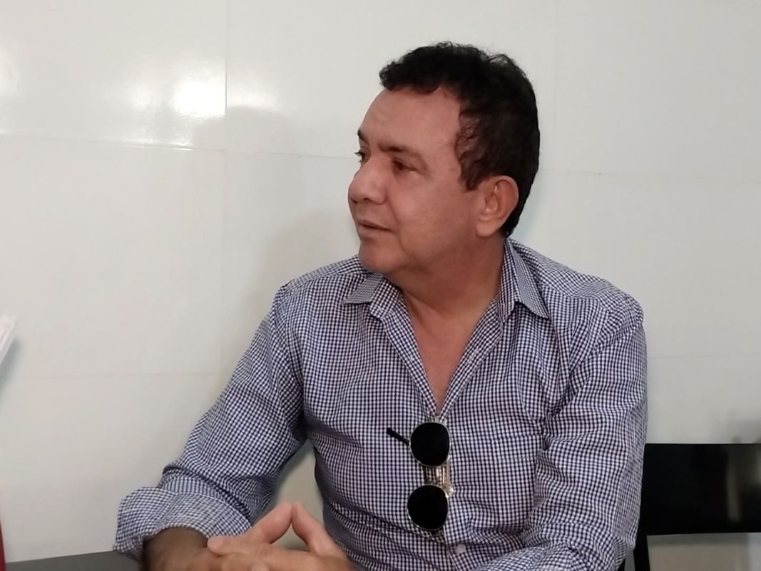 Candidato Hilton Filho cumpre agenda no bairro Sebastião Amorim