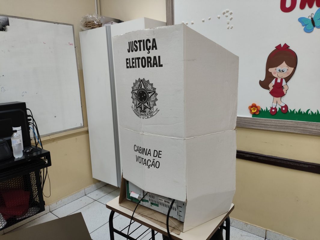 Começa a votação para vereador e prefeito em Patos de Minas