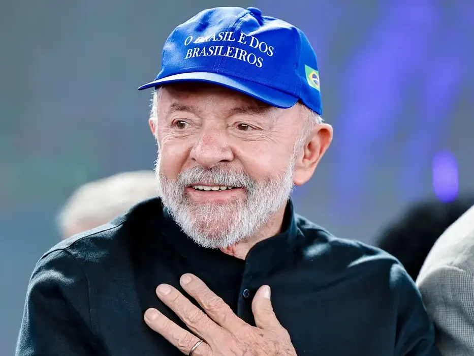 Lula crítica jornada 6x1 e defende escala de trabalho “mais flexível”