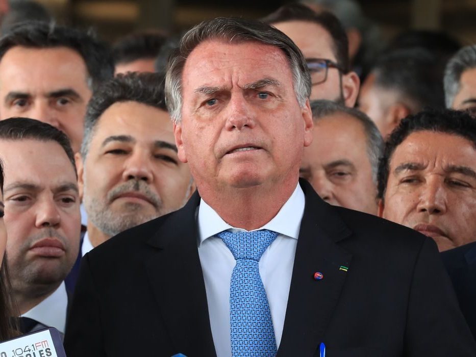 PGR defende reforço de policiamento perto da casa de Bolsonaro