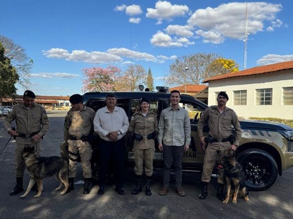 Deputado Federal Pedro Aihara entrega viatura para o 15º BPM
