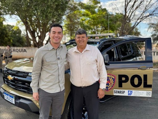 Deputado Federal Pedro Aihara entrega viatura para o 15º BPM