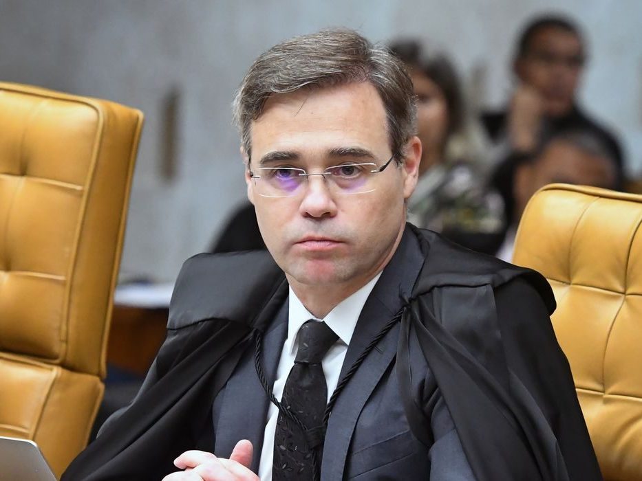 Justiça converte para domiciliar prisão de suspeito por fraude no INSS