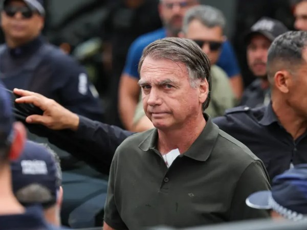 Por unanimidade, STF nega prisão domiciliar a Bolsonaro