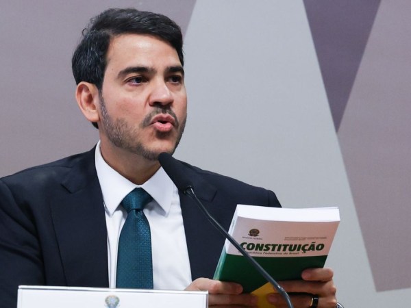 Em sabatina, Messias defende autocontenção do STF em pautas polêmicas