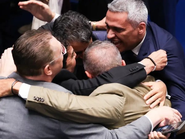 Senado rejeita indicação de Messias para o STF