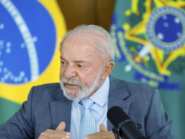 "Fizeram conosco, a gente vai fazer com eles", diz Lula sobre EUA