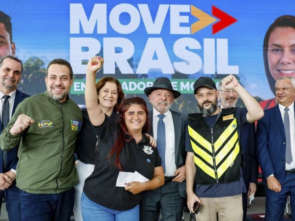 Governo amplia crédito para motociclistas de aplicativos