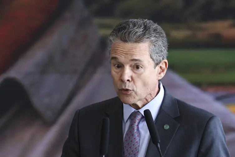 Marcelo Camargo/Agência Brasil Brasília (DF), 30/06/2026 - O ministro da Agricultura e Pecuária, André de Paula, durante o lançamento do Plano Safra 2026/2027, no Palácio do Planalto. Foto: Marcelo Camargo/Agência Brasil