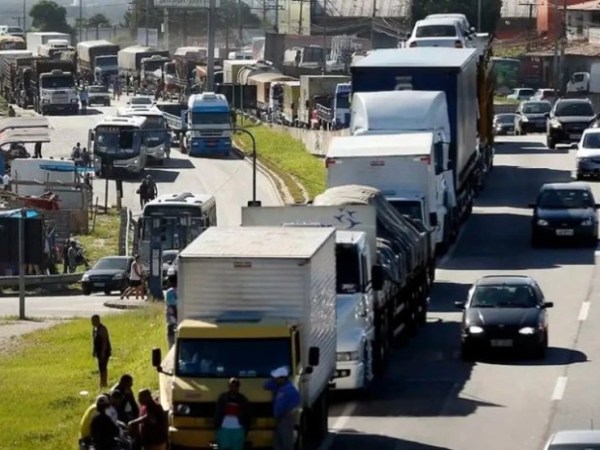 Apagão de caminhoneiros em Minas