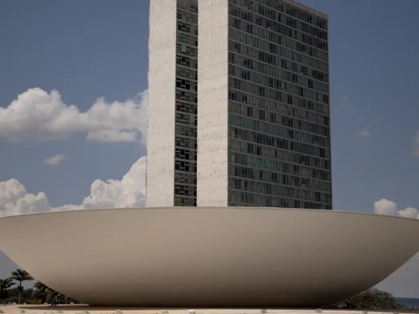 Motta cria comissão para analisar PEC que reduz maioridade penal