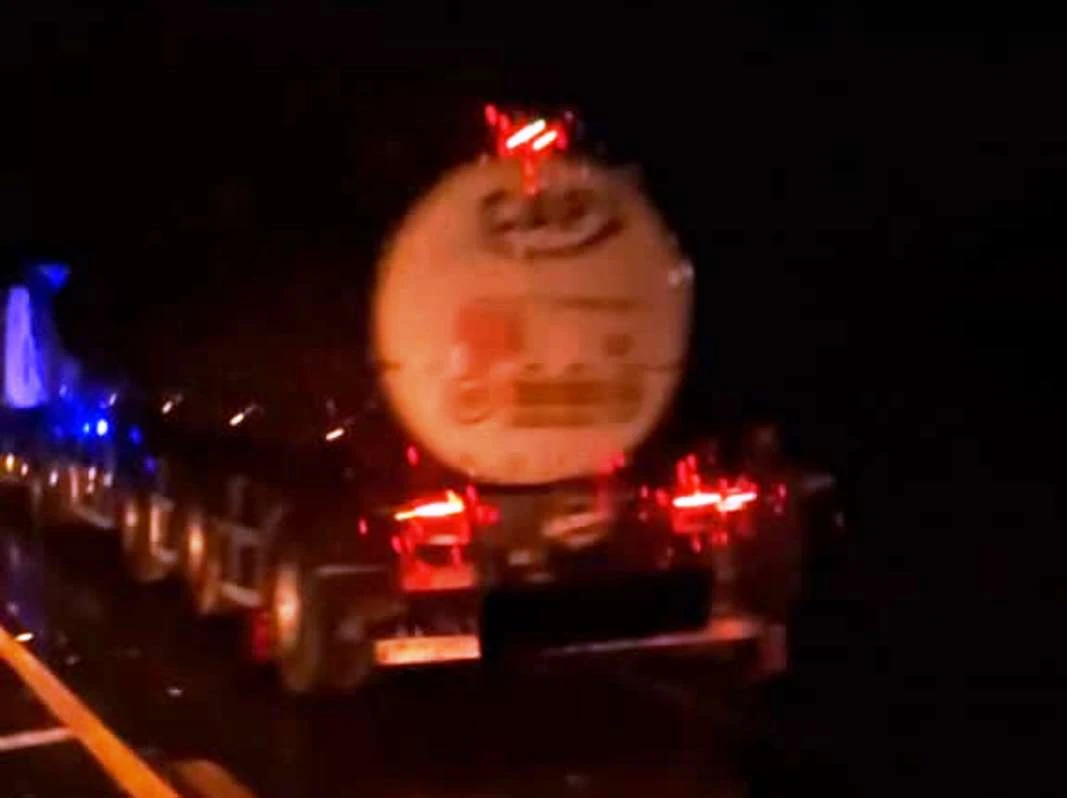 Três pessoas morrem em acidente entre carro e carreta na BR-365