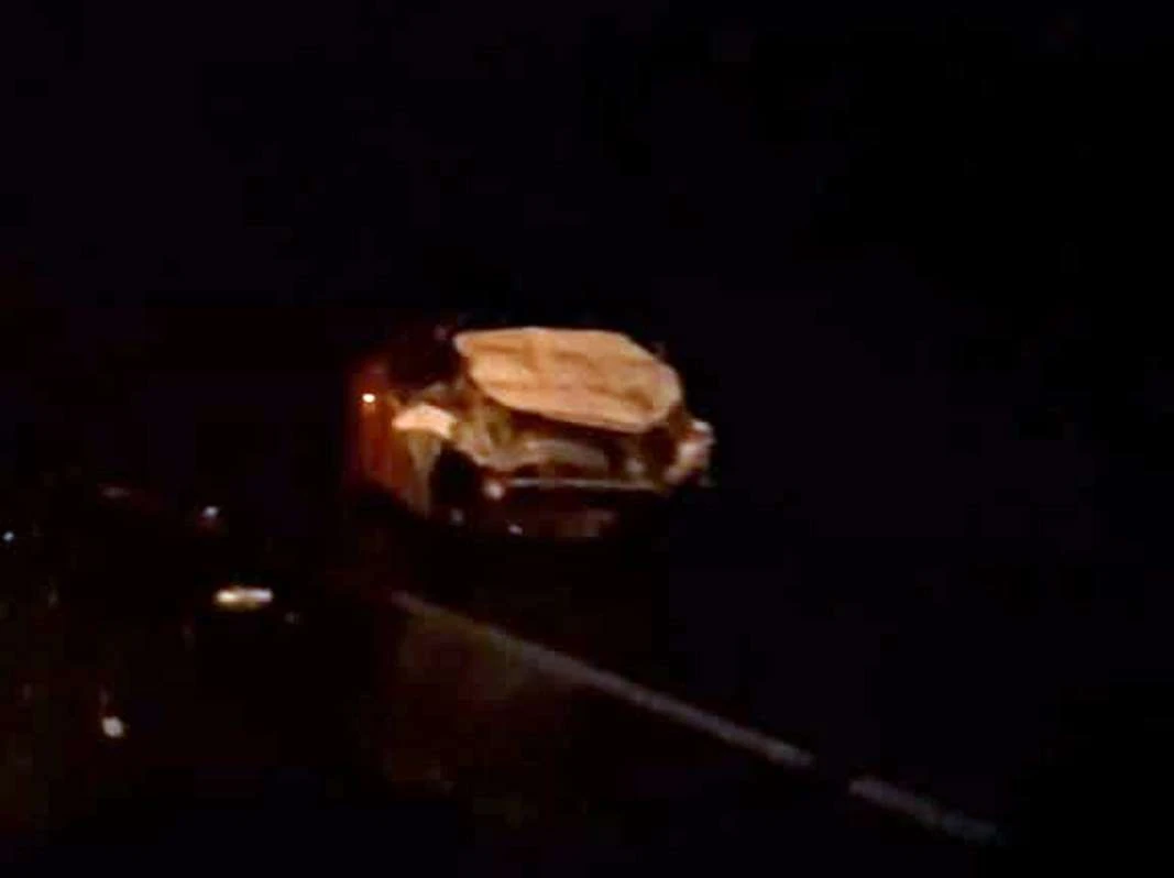 Três pessoas morrem em acidente entre carro e carreta na BR-365