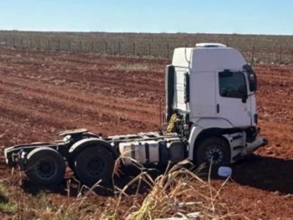 Acidente na BR-365 deixa um morto e dois feridos