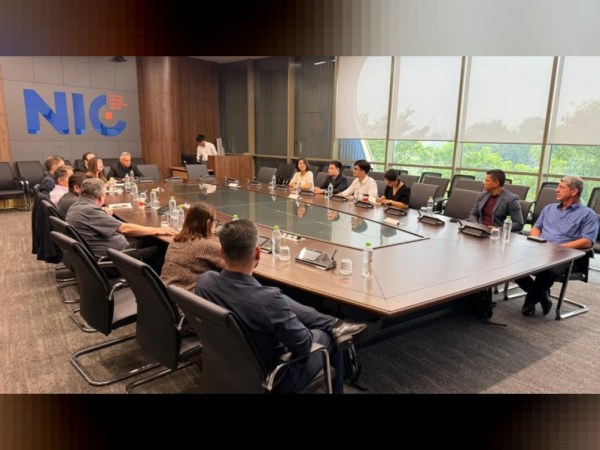 Missão do SINDVEL ao Vietnã busca ampliar autonomia tecnológica do Vale da Eletrônica