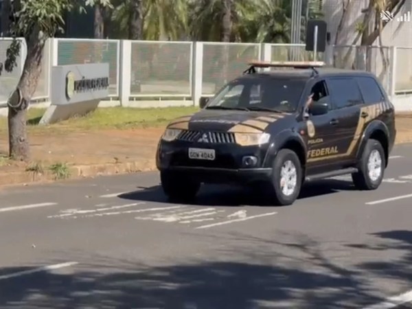 PF fiscaliza empresas em Patos de Minas e região