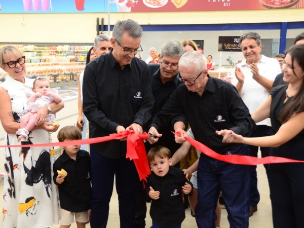Supermercado Bernardão inaugura loja no Bairro Nações