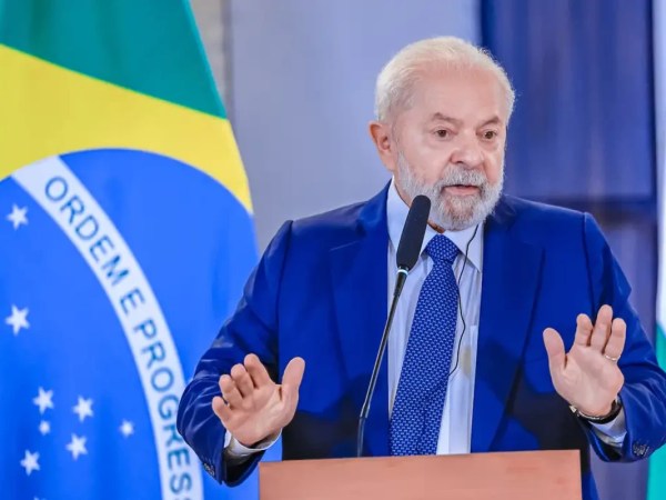 Lula é eleito presidente da República no segundo turno