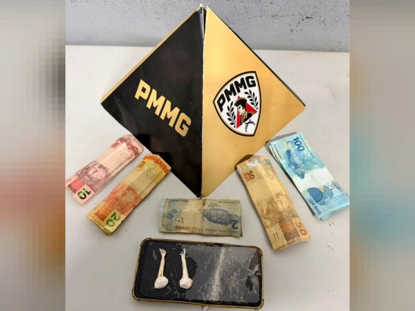 Homem com tornozeleira foge da PM, mas acaba preso com drogas